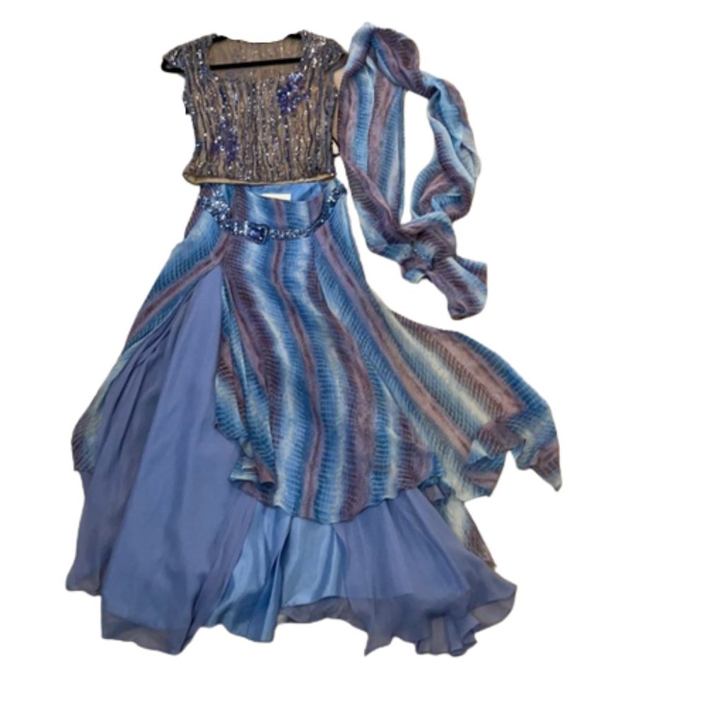 HOST PICK Spectacular Blue 3 piece Skirt Set Size 10 - Picture 3 of 8